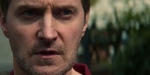 Фото из сериала Незнакомец (2020)