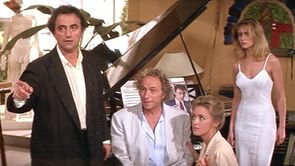 Фото из фильма Налево от лифта (1988)