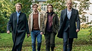 Фото из сериала Наследие (2014)