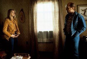 Фото из фильма Нежное милосердие (1983)