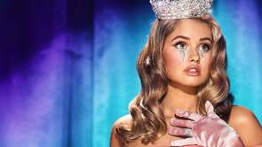 Фото из сериала Ненасытная (2018)
