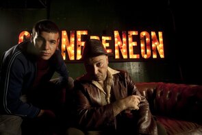 Фото из фильма Неоновая плоть (2011)