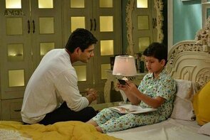 Фото из сериала Невестка (2008)