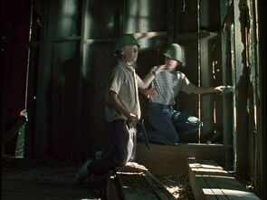 Фото из фильма Незабываемый апрель (1999)
