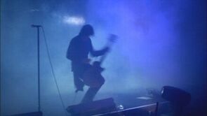 Фото из фильма Nine Inch Nails Live: Beside You in Time (2007)