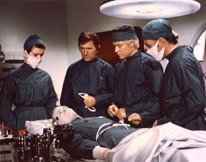 Фото из сериала НЛО (1970)