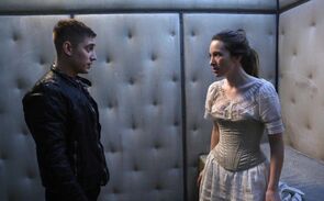Фото из сериала Однажды в стране чудес (2013)