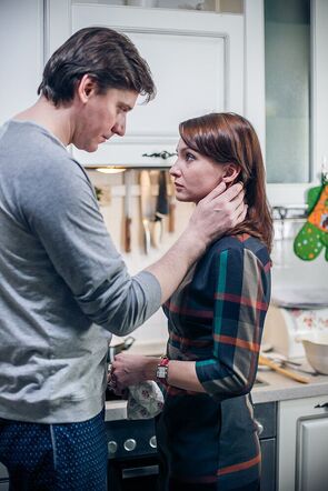 Фото из сериала Осколки счастья (2015)