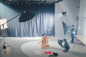 Фото из сериала Падающая звезда (2022)
