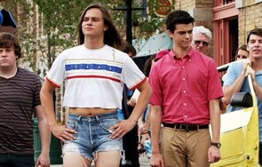 Фото из сериала Переростки (2012)