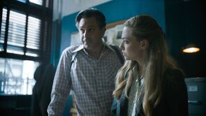 Фото из сериала Переполненная комната (2023)