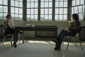 Фото из сериала Переполненная комната (2023)