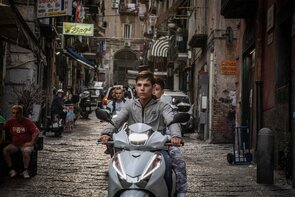Фото из фильма Пираньи Неаполя (2019)