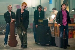 Фото из сериала Пистол (2022)