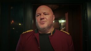 Фото из сериала По колено (2021)