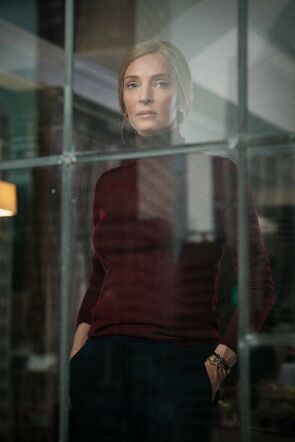 Фото из сериала Под подозрением (2022)