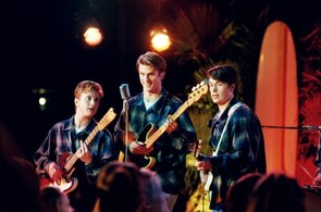 Фото из сериала Подростки из прибрежного городка (2000)