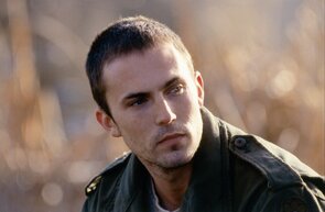 Фото из сериала Похищенный (2002)