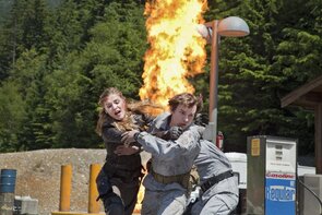 Фото из сериала Портал юрского периода: Новый мир (2013)
