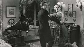 Фото из фильма Привлекательный мальчик (1948)