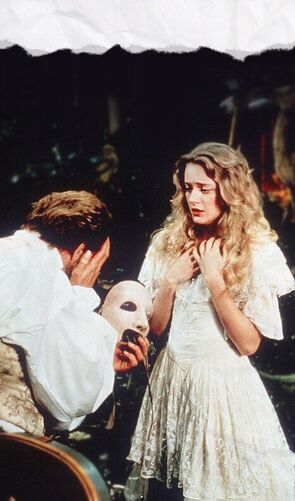 Фото из сериала Призрак оперы (1990)