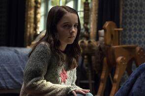 Фото из сериала Призрак дома на холме (2018)