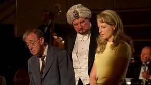 Фото из фильма Проклятие нефритового скорпиона (2002)