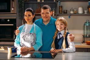Фото из сериала Против всех 3 сезон (2024)