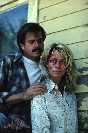 Фото из фильма Пылающая кровать (1984)