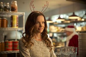 Фото из фильма Рождество на Холли-лейн (2018)