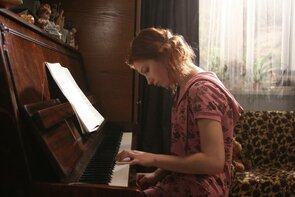 Фото из сериала Рыжая (2008)