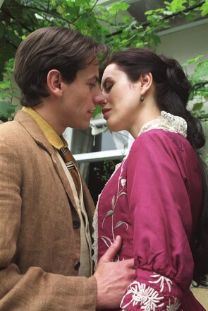 Фото из сериала Сага о Форсайтах (2002)