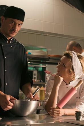 Фото из сериала Счастье на десерт (2023)