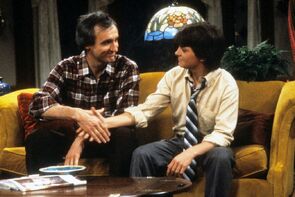 Фото из сериала Семейные узы (1982)