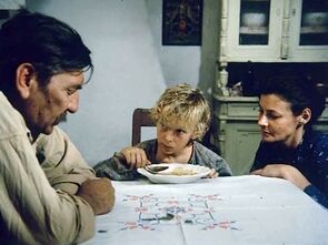 Фото из фильма Сиротка (1976)