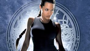 Фото из фильма Лара Крофт: Расхитительница гробниц (2001)