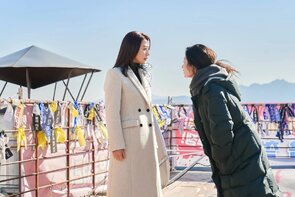 Фото из сериала Создательница королевы (2023)