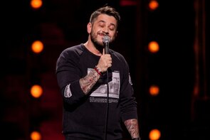 Фото из сериала Stand Up (2013)