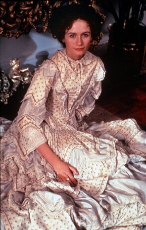 Фото из сериала Стеклянная девственница (1995)