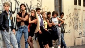 Фото из фильма Стенка на стенку (1992)