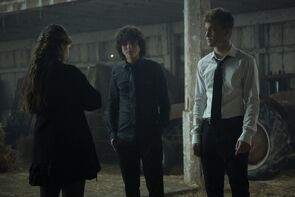 Фото из сериала Супермен и Лоис (2021)