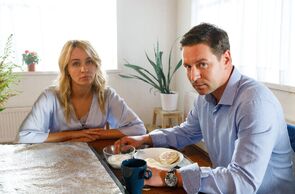 Фото из сериала Суррогатная мать (2021)