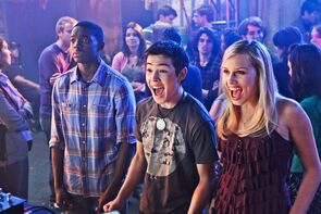 Фото из сериала Сверхвоины (2011)