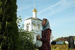Фото из сериала Свет в окне (2024)