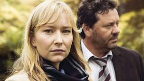 Фото из сериала Тайны Броукенвуда (2014)