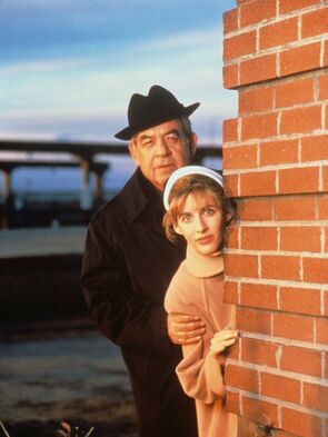 Фото из сериала Тайны отца Даулинга (1989)