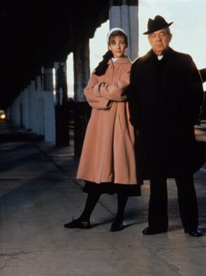 Фото из сериала Тайны отца Даулинга (1989)