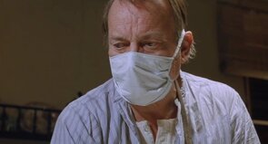 Фото из сериала Тайна личности Борна (1988)