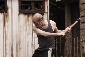 Фото из фильма Тираннозавр (2012)