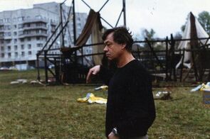 Фото из фильма Цирк сгорел, и клоуны разбежались (1998)